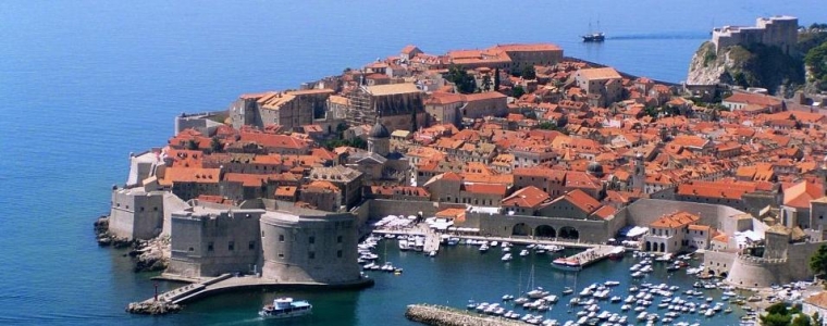 Grad Dubrovnik stipendira