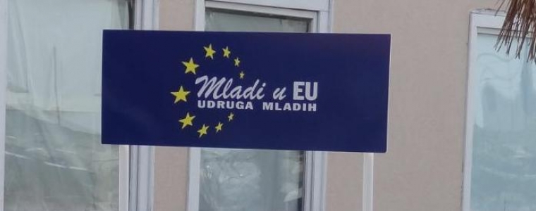 Volontiraj u udruzi mladih