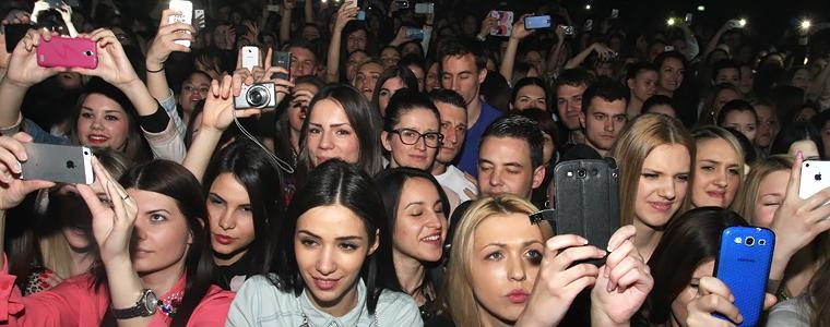 Joksimović i puna arena žena