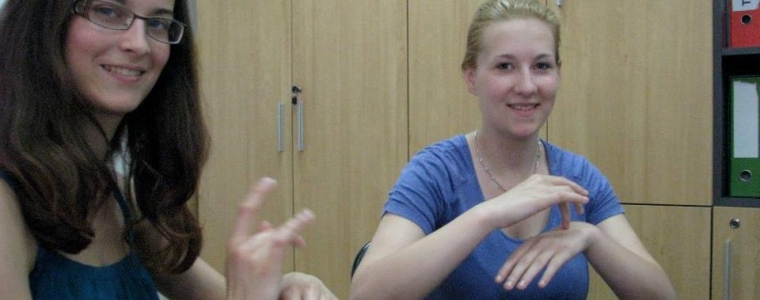 Upiši tečaj znakovnog jezika u Zoni