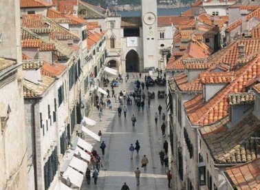 Dubrovnik stipendira